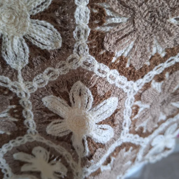 Rebellion Brown and Cream Cropped Tank Top Size L - Picture 2 of 6